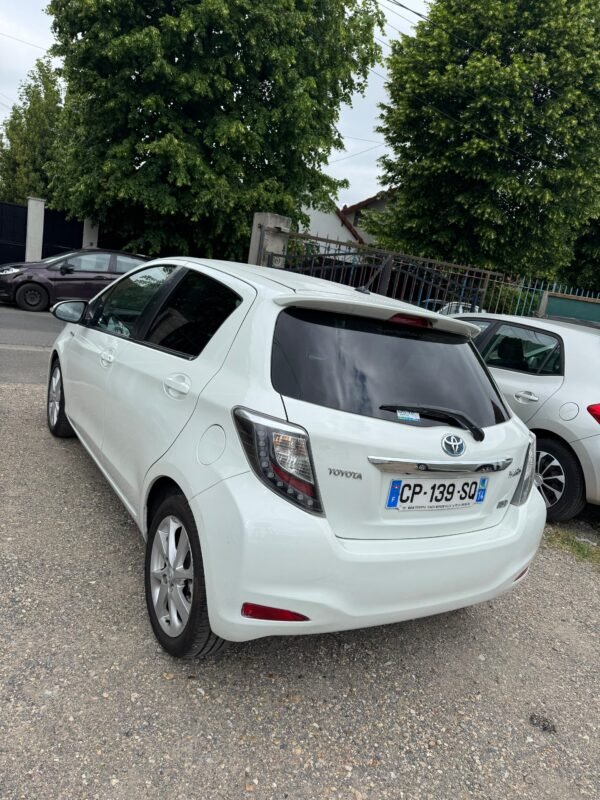 TOYOTA  YARIS HYBRIDE ESSENCE – Image 7
