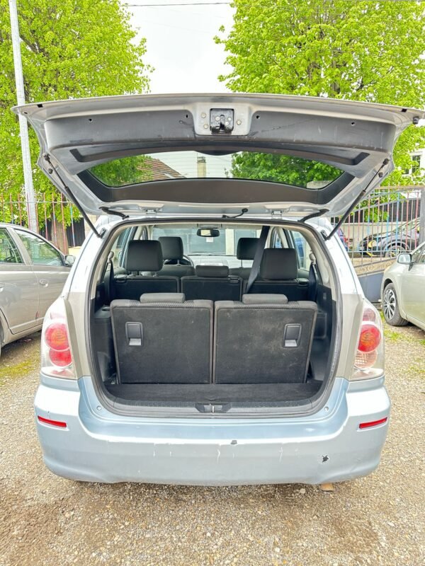 TOYOTA  COROLLA VERSO VVTI – Image 4
