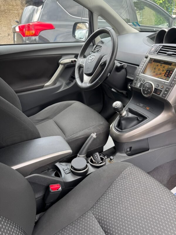 TOYOTA VERSO EXÉCUTIVE SKYVIEW GPS – Image 7