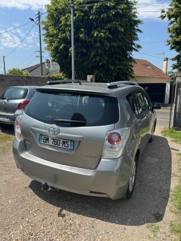 TOYOTA VERSO SKYVIEW GPS – Image 3